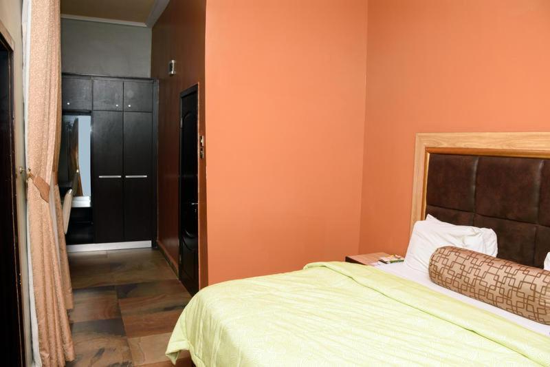 Hard Break Hotel Ενούγκου Εξωτερικό φωτογραφία