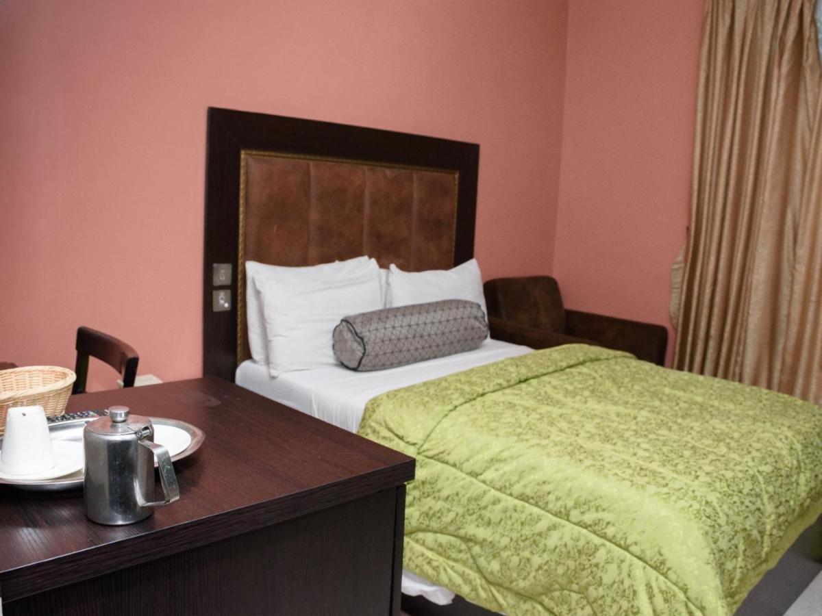 Hard Break Hotel Ενούγκου Εξωτερικό φωτογραφία