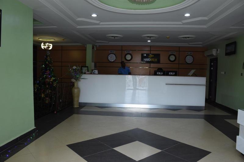 Hard Break Hotel Ενούγκου Εξωτερικό φωτογραφία