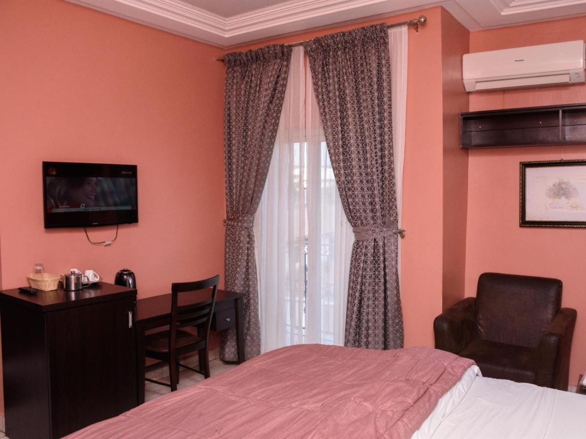 Hard Break Hotel Ενούγκου Εξωτερικό φωτογραφία